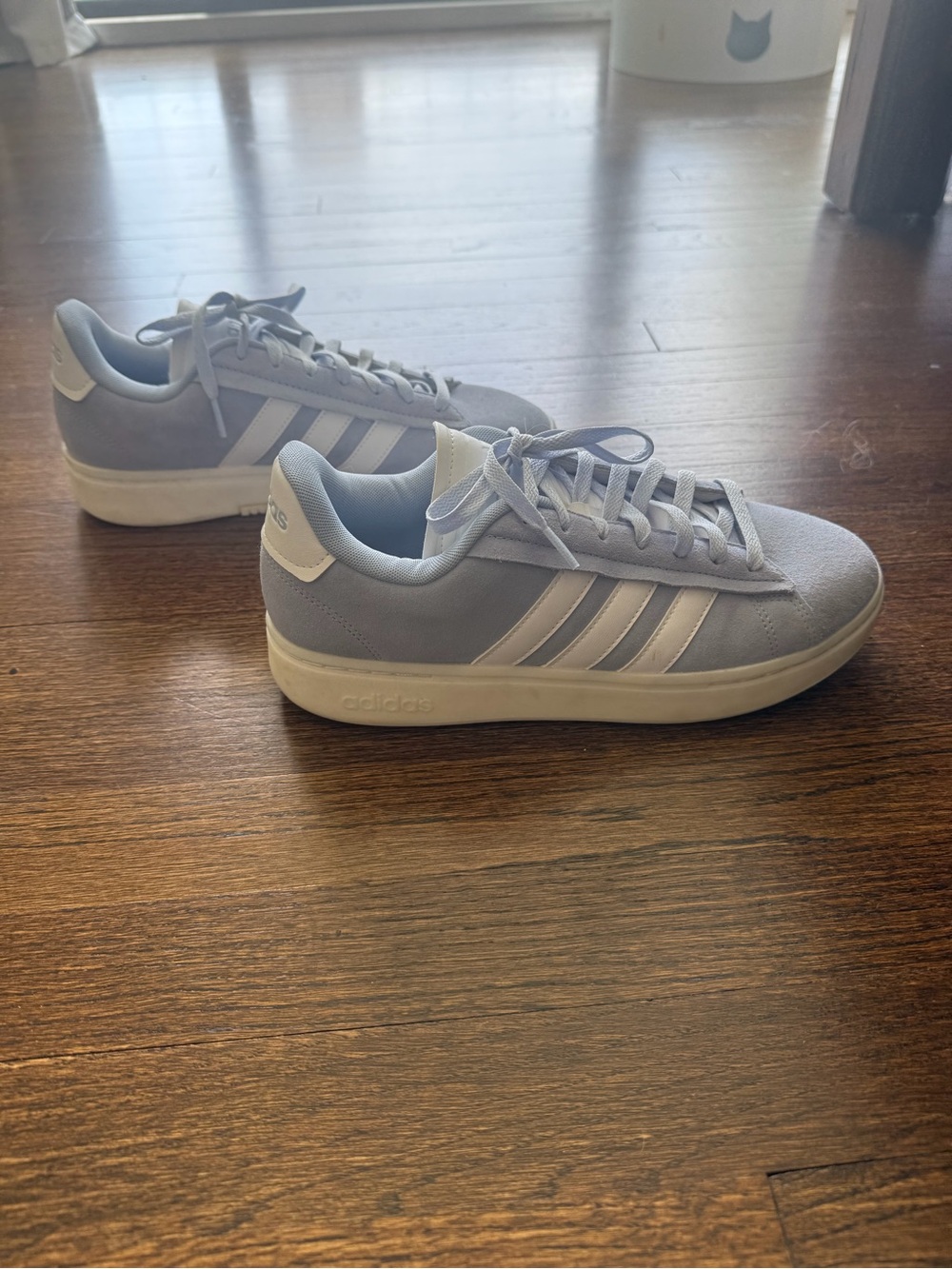 Adidas Cloud Foam Low-Top Sneakers 👟